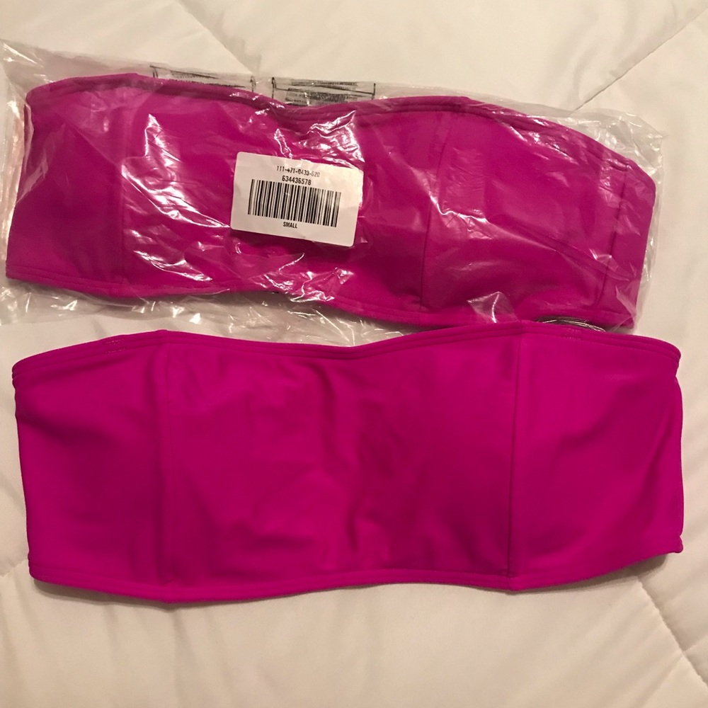 Abercrombie & Fitch small lightly lined bikini top